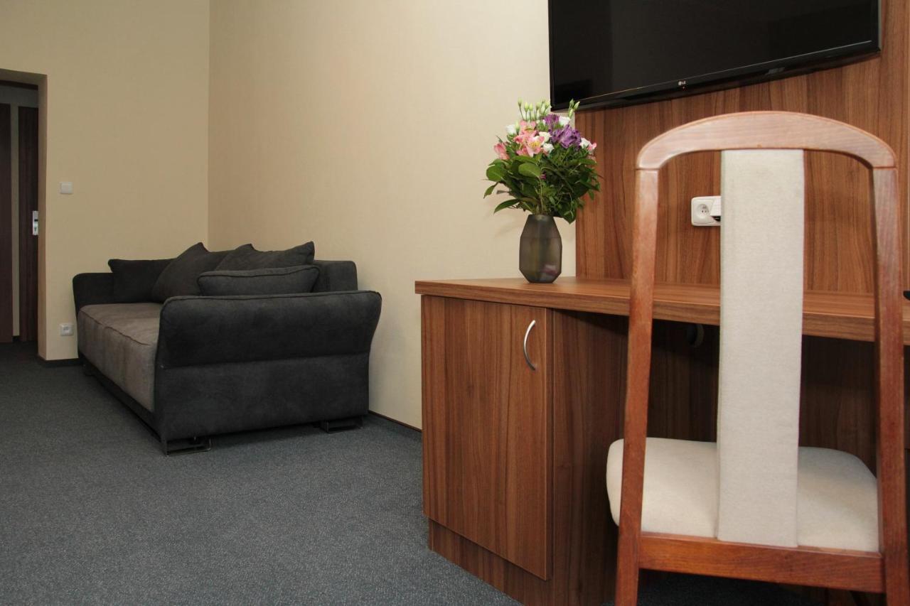 Hotel Baltaci Stary Zamek Napajedla 外观 照片