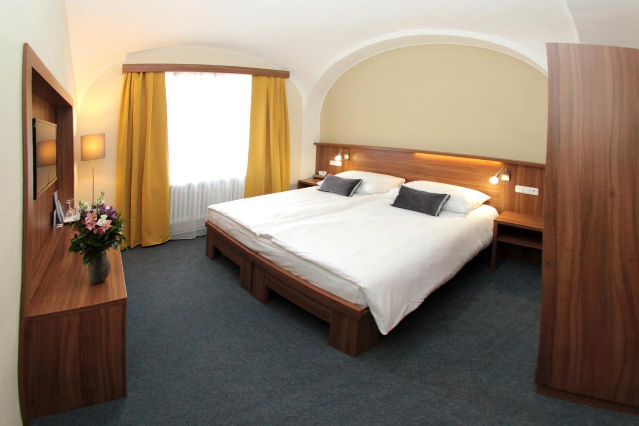 Hotel Baltaci Stary Zamek Napajedla 外观 照片