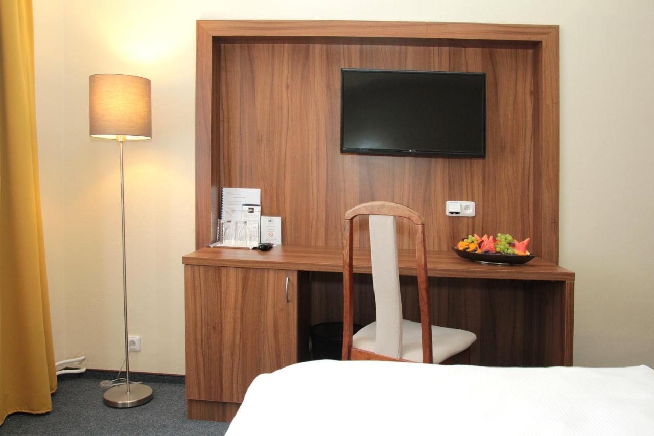 Hotel Baltaci Stary Zamek Napajedla 外观 照片
